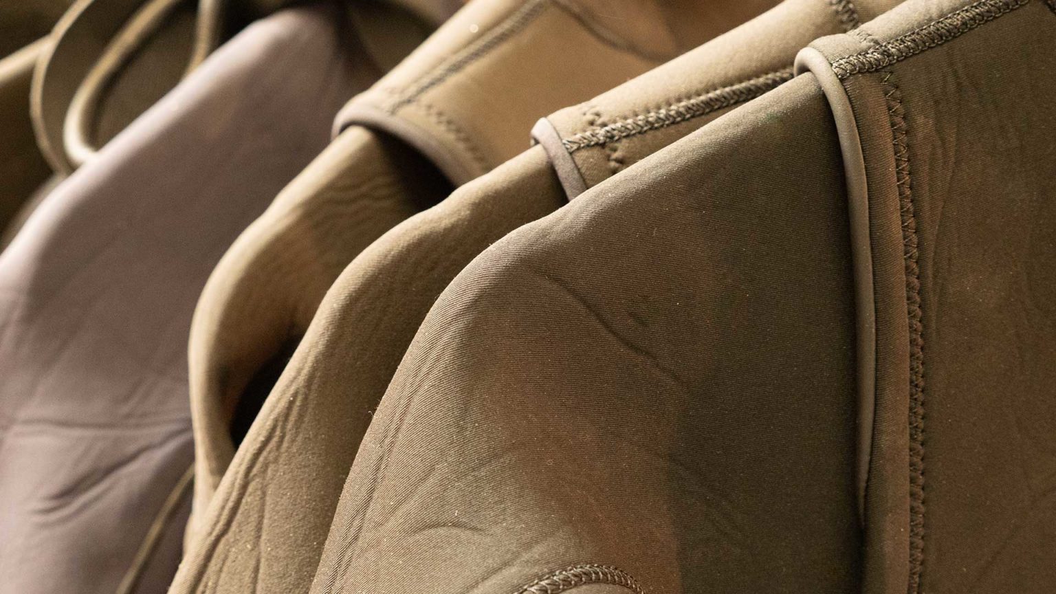 Wetsuit repair Atelier ALLIN